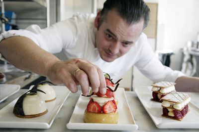 American Celebrity Chef on Cable Channel Featuring Pastry Chefs By Zden